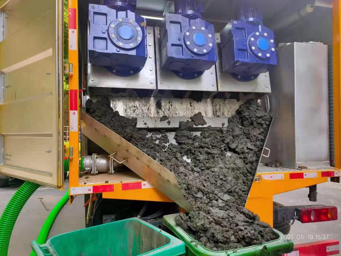 新乐化粪池清掏城市维护站-泥浆净化干湿分离处理